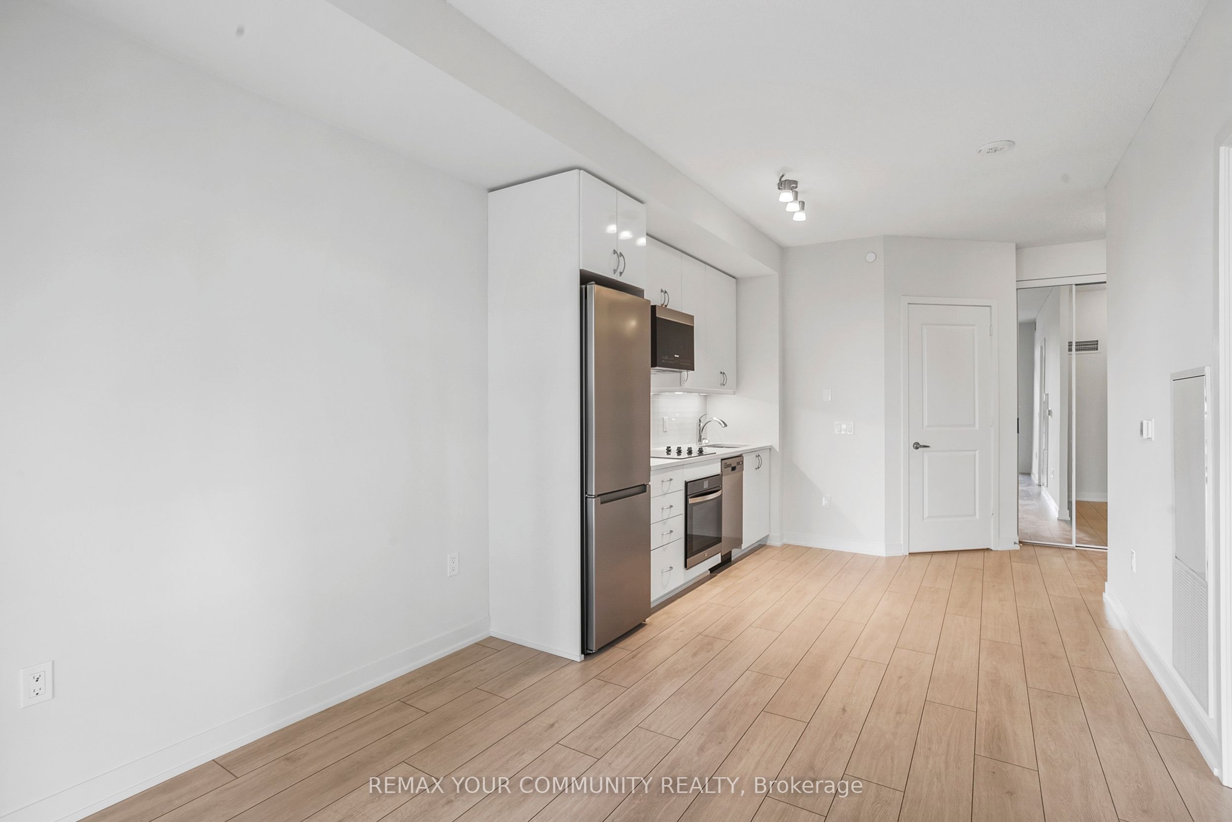 Additional image 4 of 1206-38 Annie Craig Drive, Toronto, ON, M8V 0G9