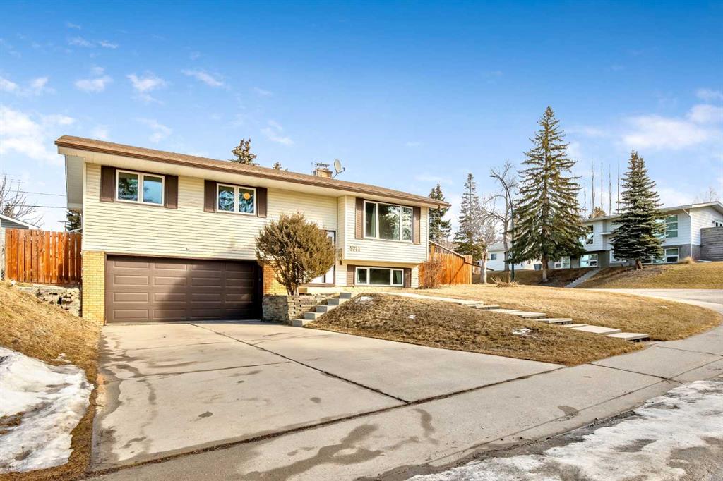 Additional image 2 of 5711 Dalmead Crescent NW, Calgary, AB, T3A 1E7