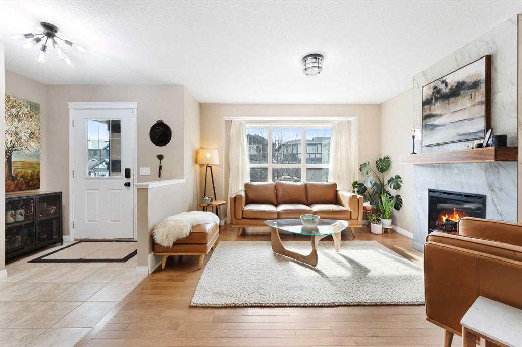 Additional image 4 of 100 Evansborough Common NW, Calgary, AB, T3P 0N8