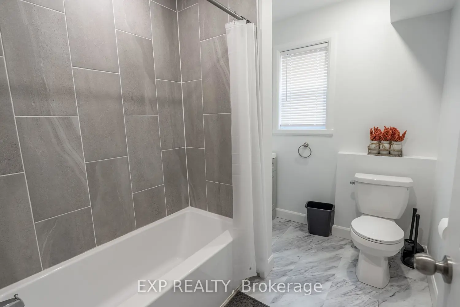 Additional image 9 of 625 Montreal Road