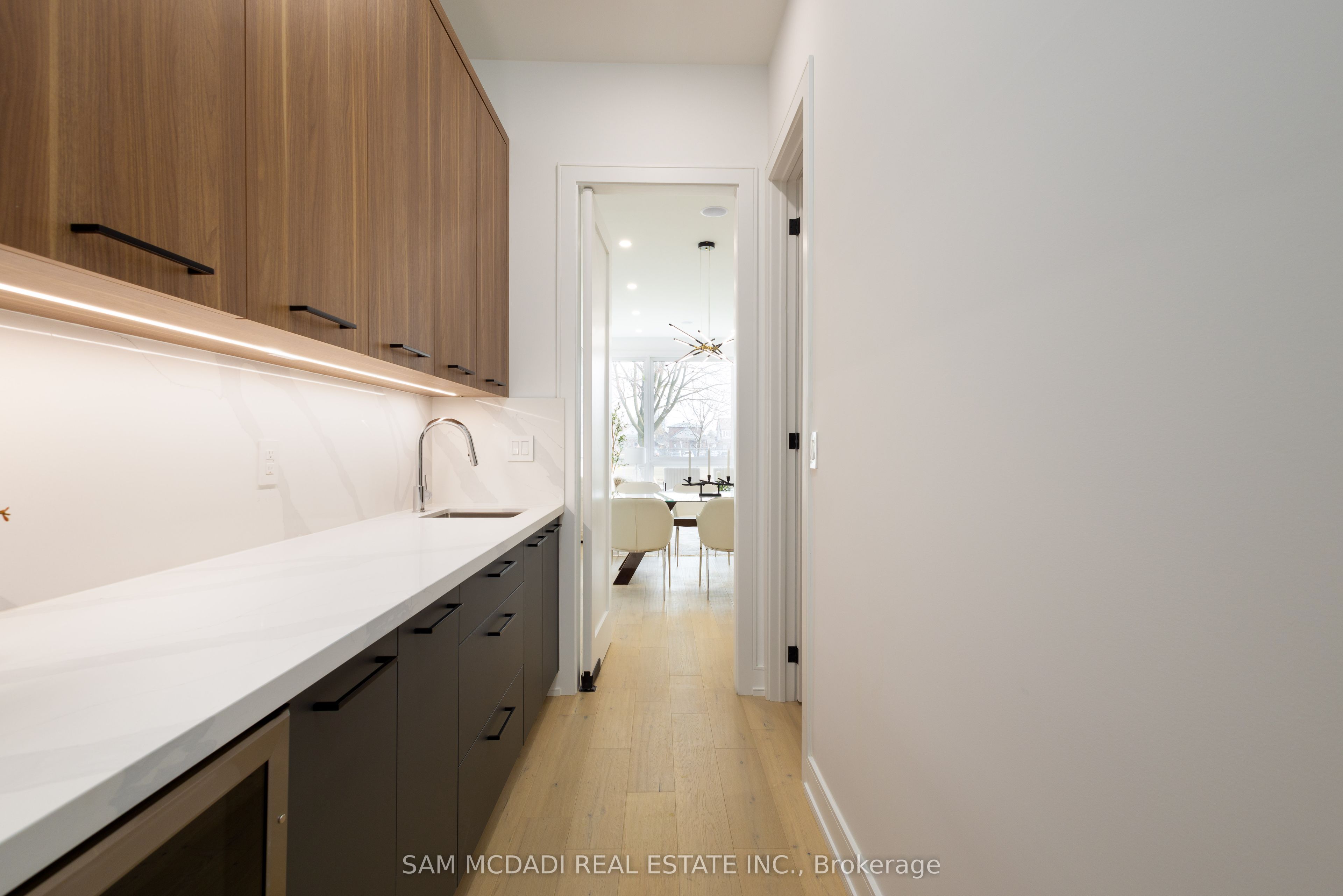 Additional image 6 of 24 Twenty First Street, Toronto, ON, M8V 3L7