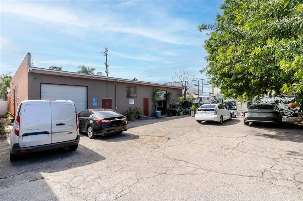 Additional image 21 of 7516 San Fernando Road, Sun Valley, CA 91352