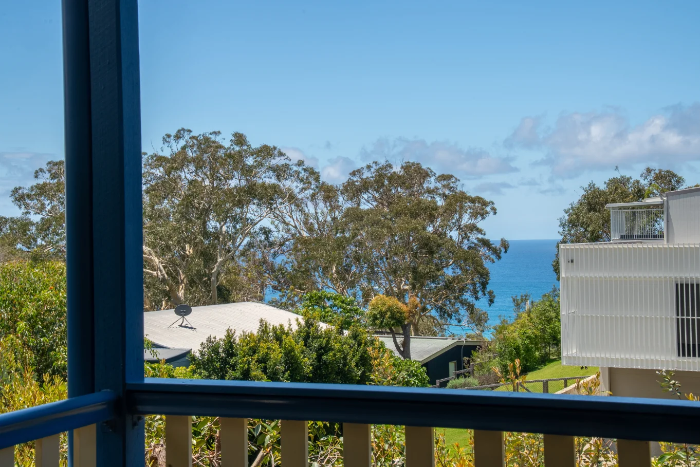 96 Tramican Street, Point Lookout QLD 4183