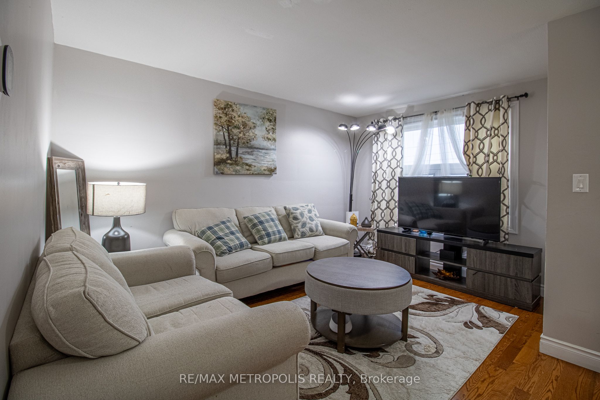 Additional image 4 of 1098 Cedar Street, Oshawa, ON, L1J 3R9