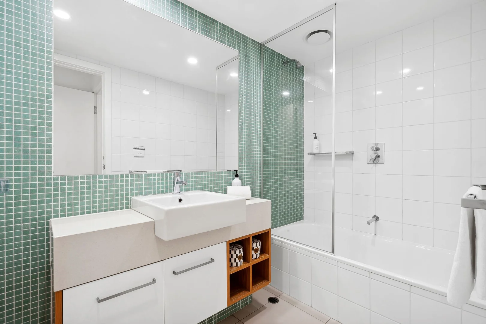 Additional image 13 of 4/17-19 Nelson Street, Apollo Bay VIC 3233