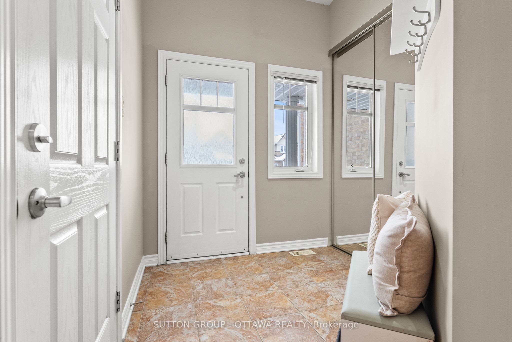 Additional image 5 of 682 Paul Metivier Drive, Ottawa, ON, K2J 2T4