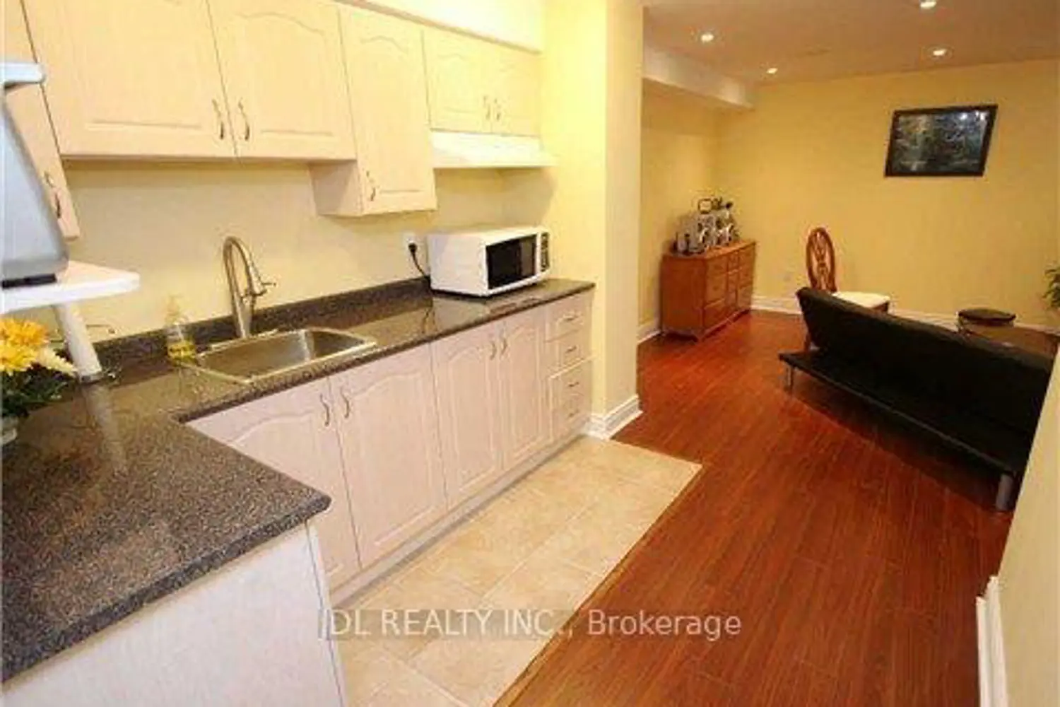 Additional image 15 of 1919 Bur Oak Avenue