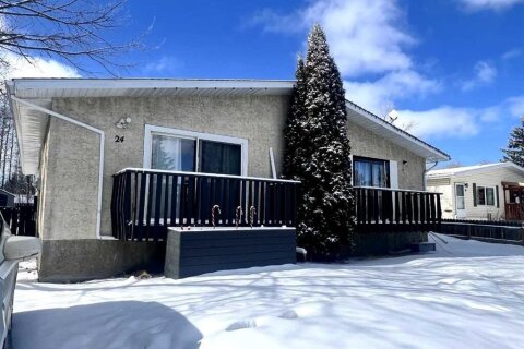 Additional image 7 of 24 45 Street Crescent, Sylvan Lake, AB, T4S2P9