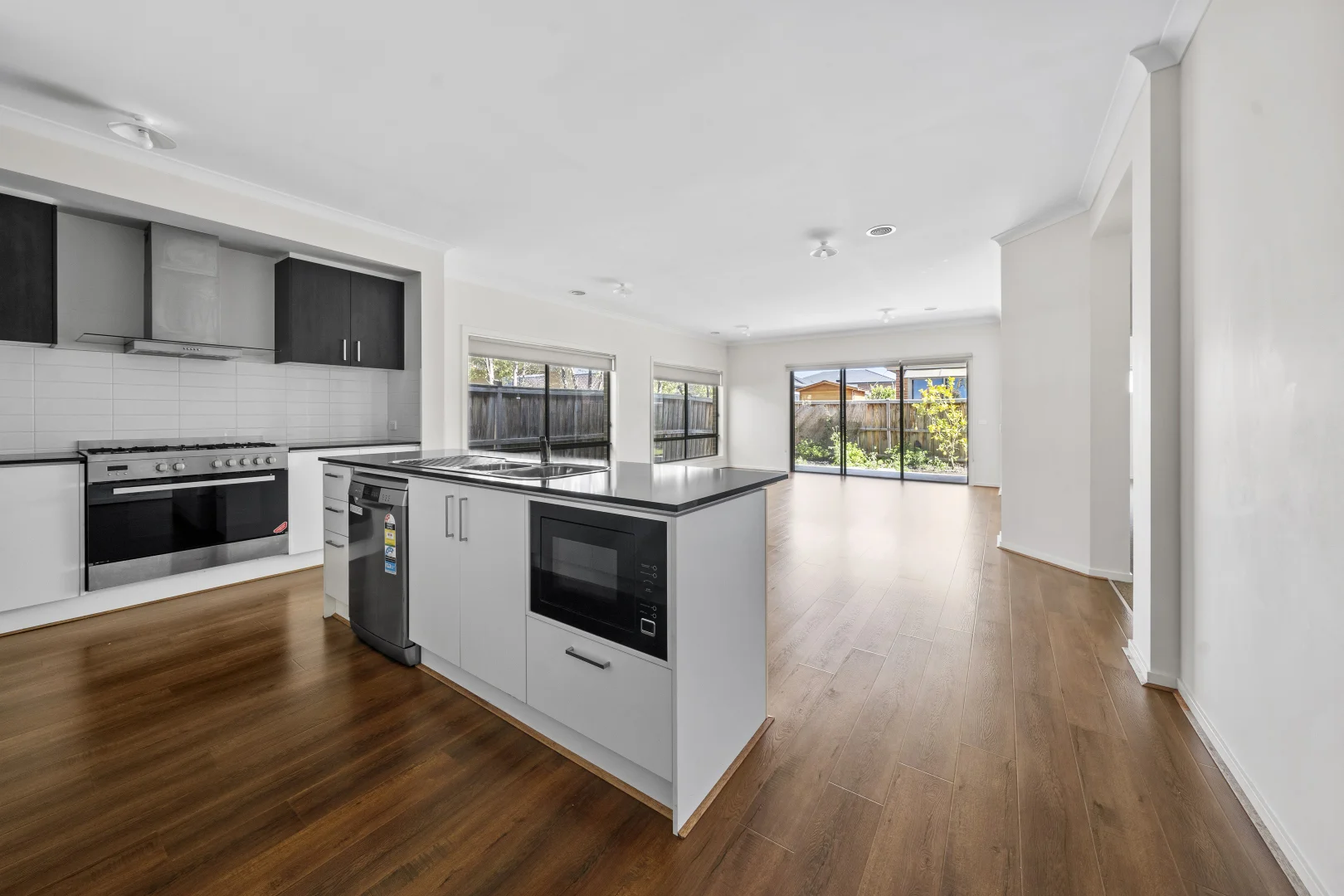 Additional image 3 of 13 Montmarte Boulevard, Burnside VIC 3023