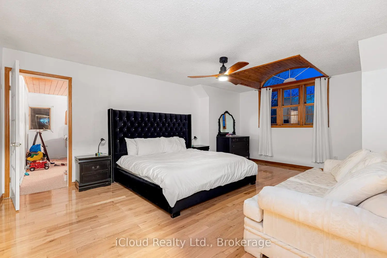 Additional image 14 of 32 Howe Island Ferry Road