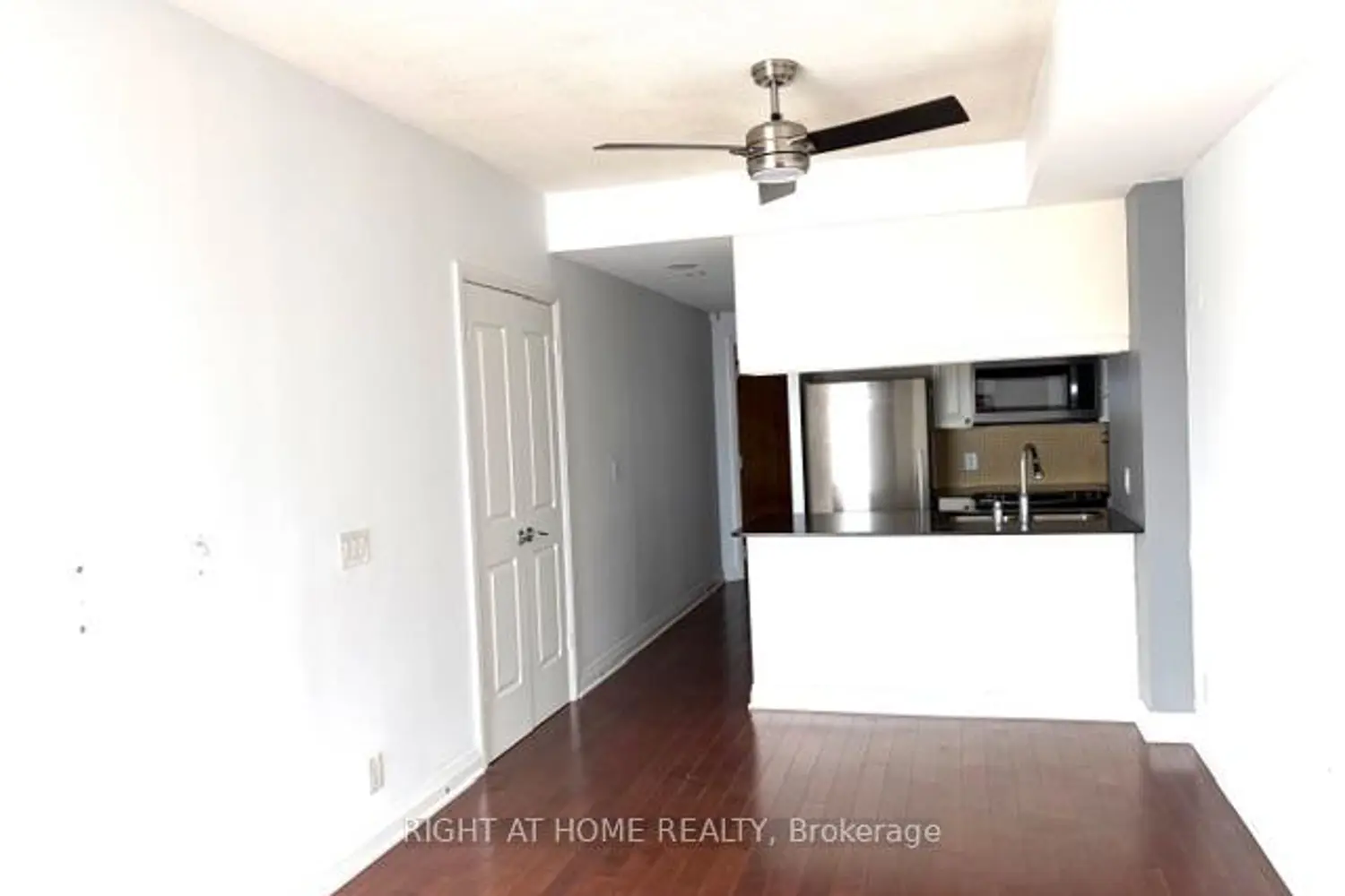 Additional image 4 of 1055 Southdown Road 502