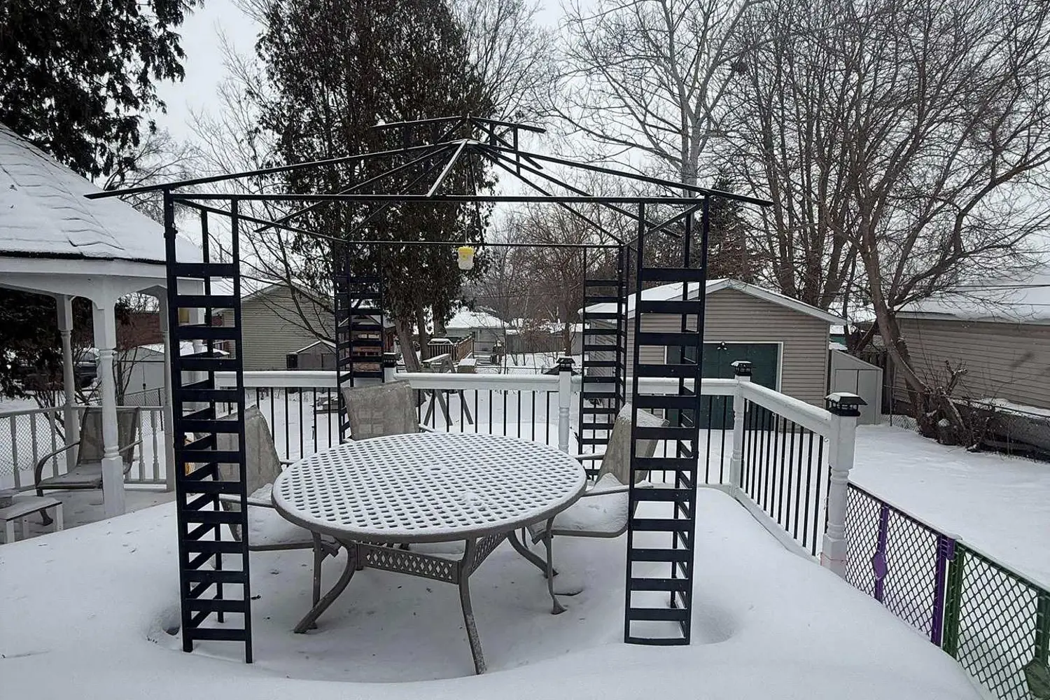 Additional image 16 of 98 The Queensway South Avenue