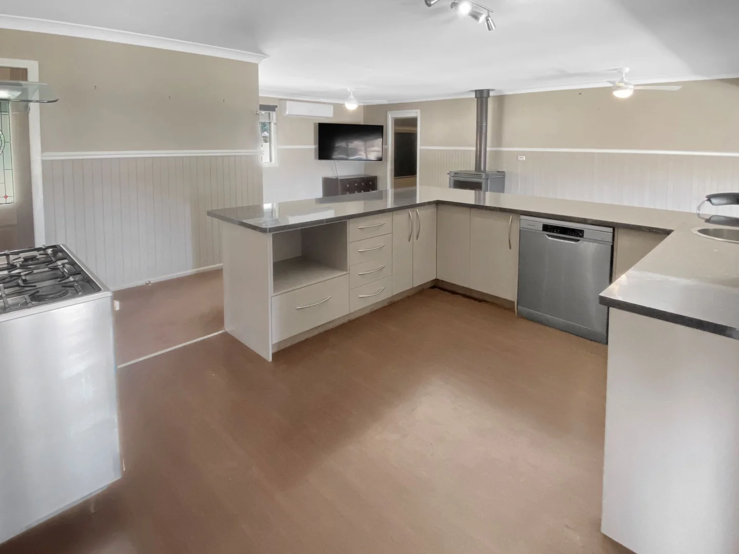 Additional image 5 of 331 Bygoo Road, Ardlethan NSW 2665