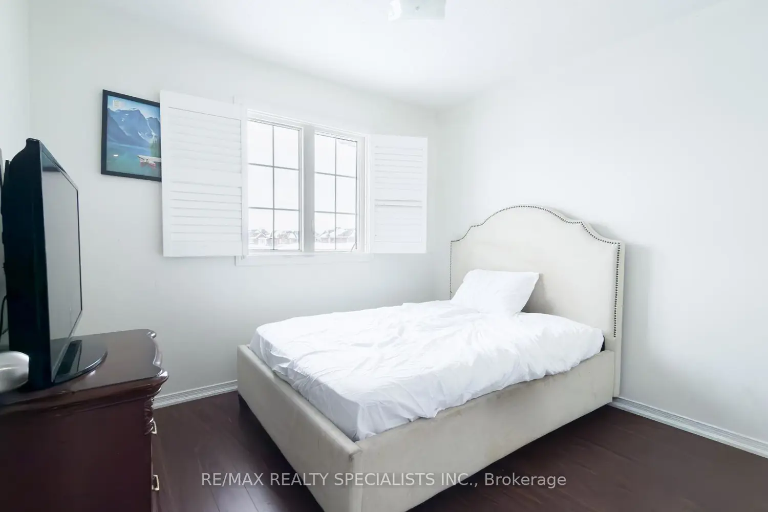 Additional image 12 of 13 Burnstown Circle