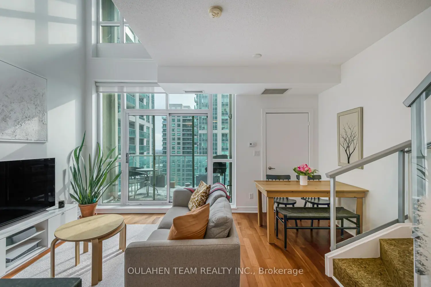 Additional image 4 of 1 Avondale Avenue 909