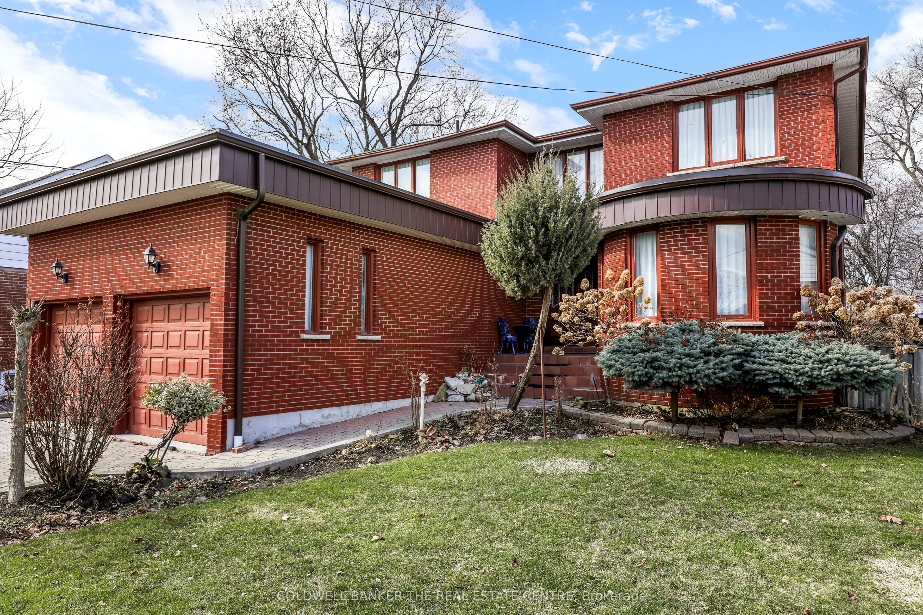 Additional image 2 of 36 Ovida Avenue, Toronto, ON, M9B 1E1