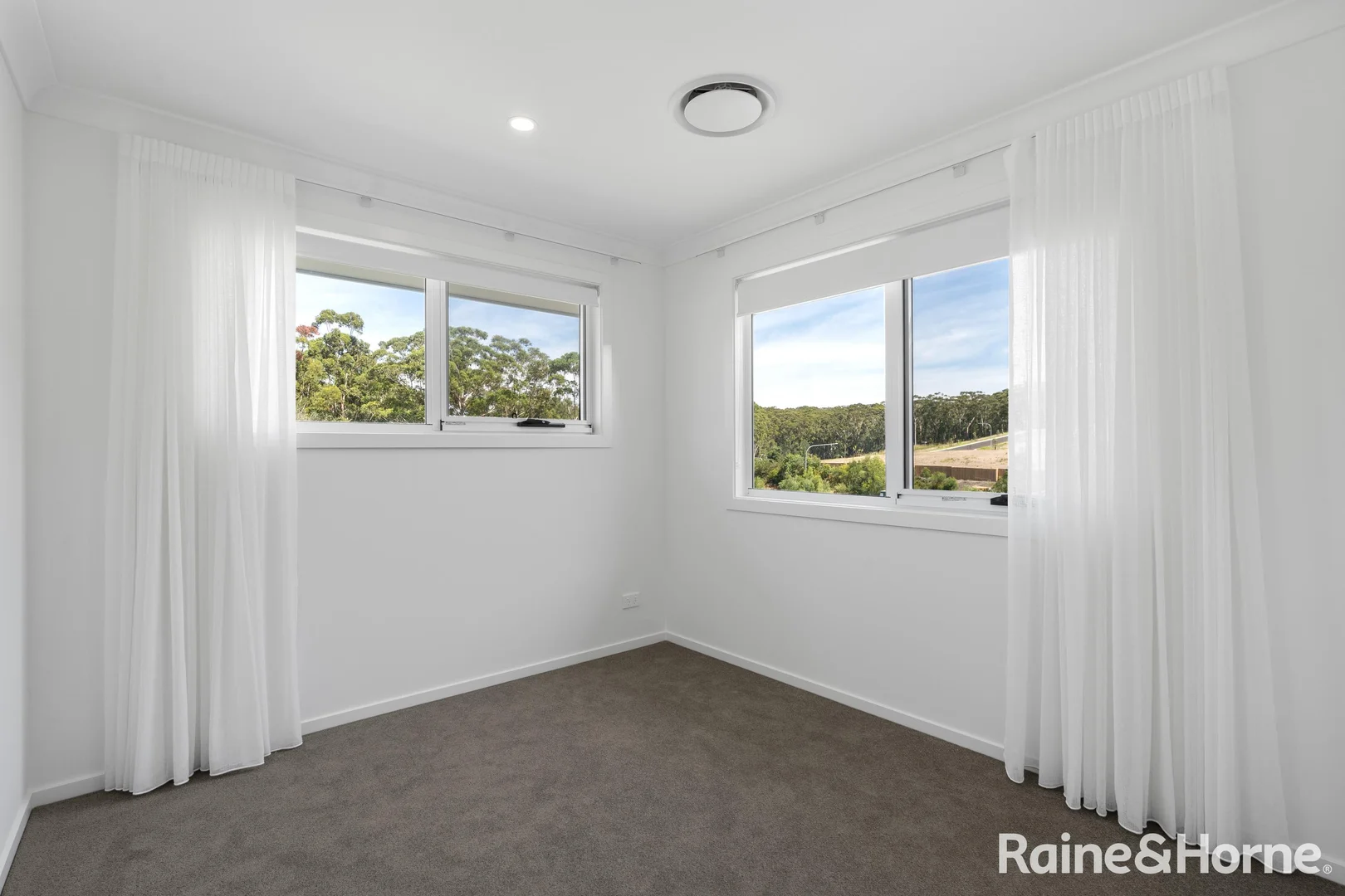 Additional image 11 of 4 Brookwater Crescent, Mollymook Beach NSW 2539