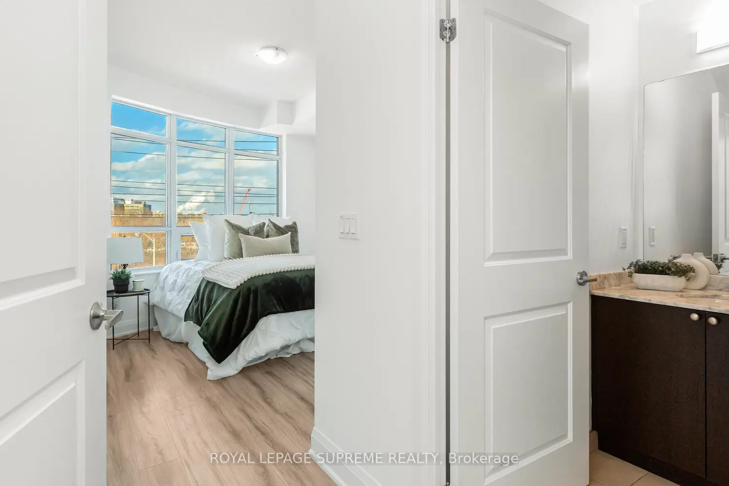 Additional image 8 of 25 Fontenay Court 312