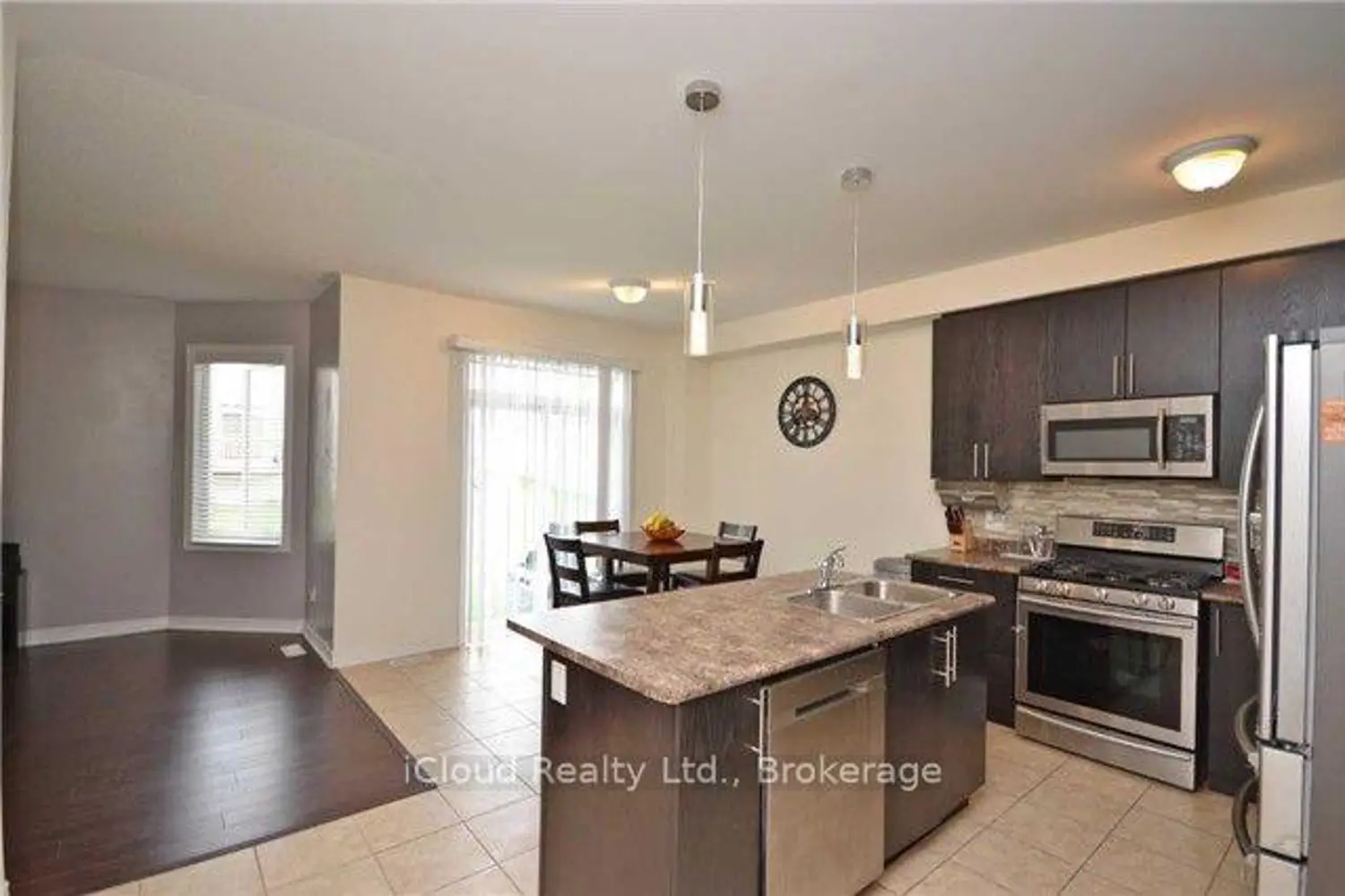 Additional image 6 of 668 Armstrong Road