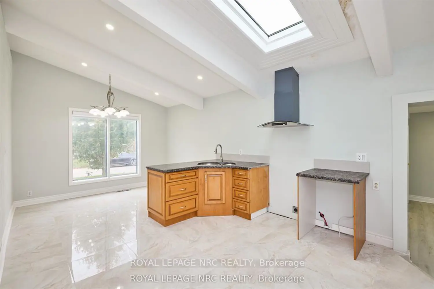 Additional image 10 of 6673 Huggins Street