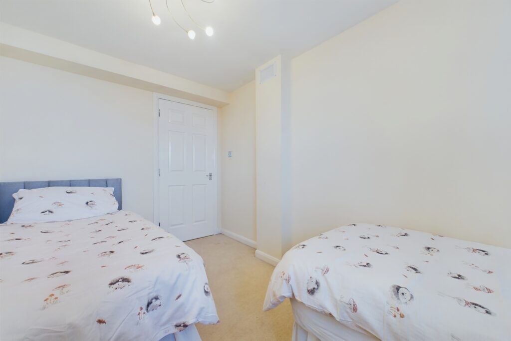 Additional image 19 of 3 bed flat for saleFlat A, 71 Victoria Road, Gourock PA19