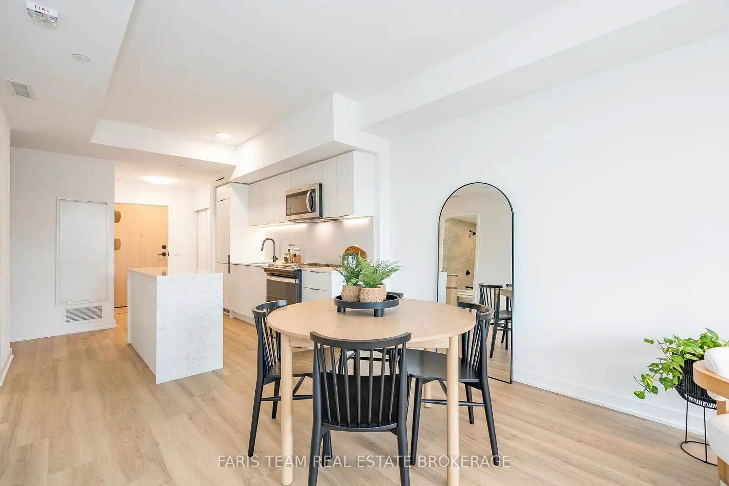 Additional image 4 of 31 Huron Street 209