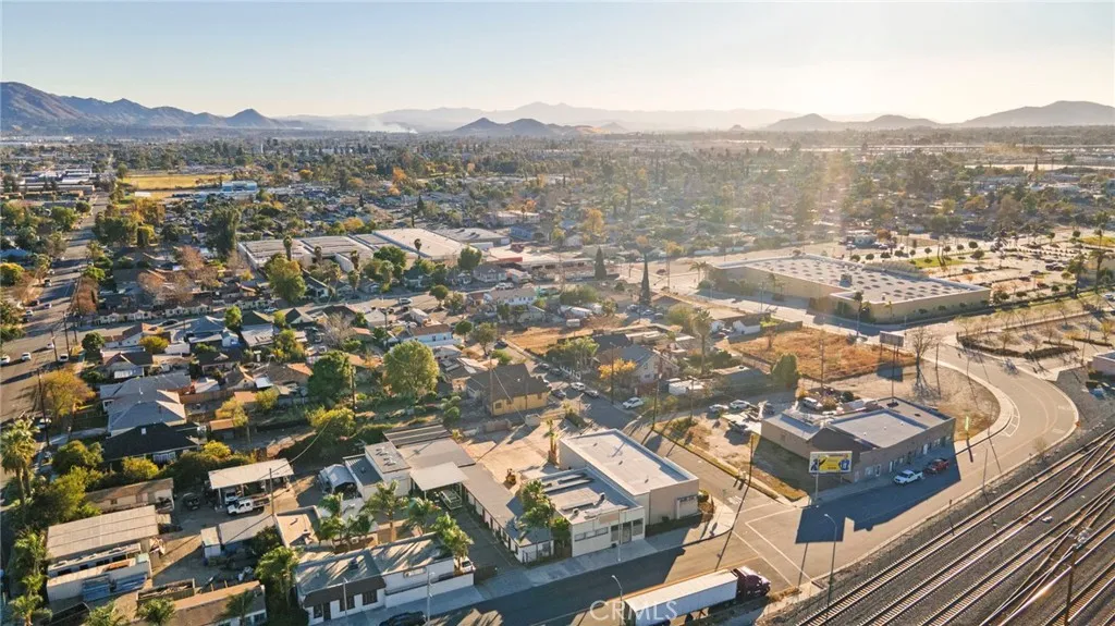 Additional image 105 of 1033 W 3rd Street, San Bernardino, CA 92410