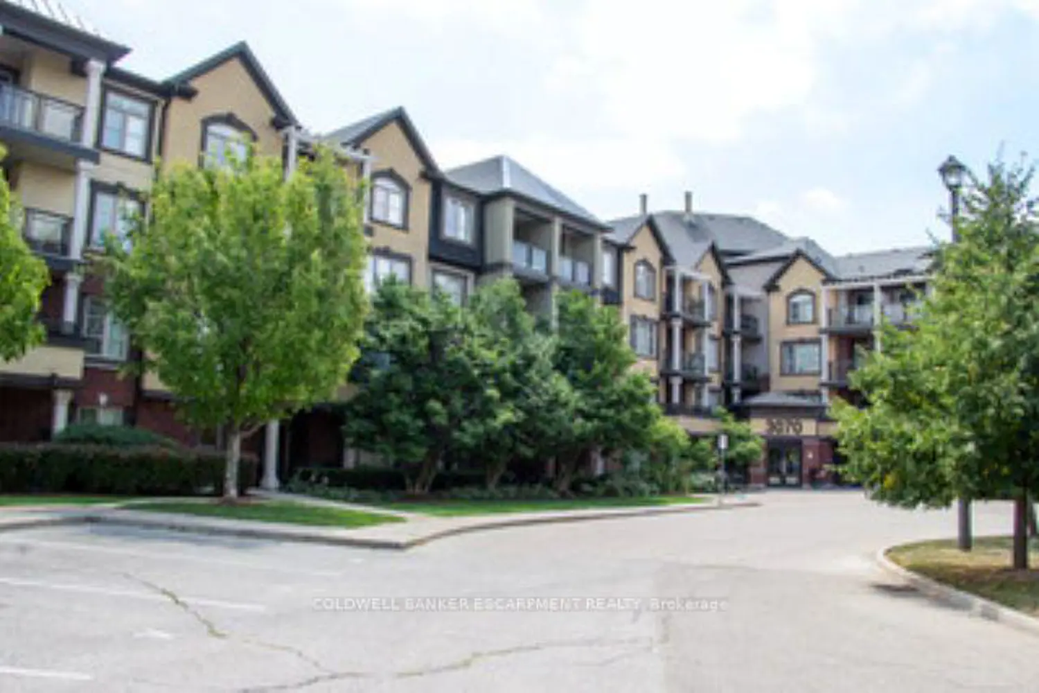 Additional image 16 of 3070 Rotary Way 425