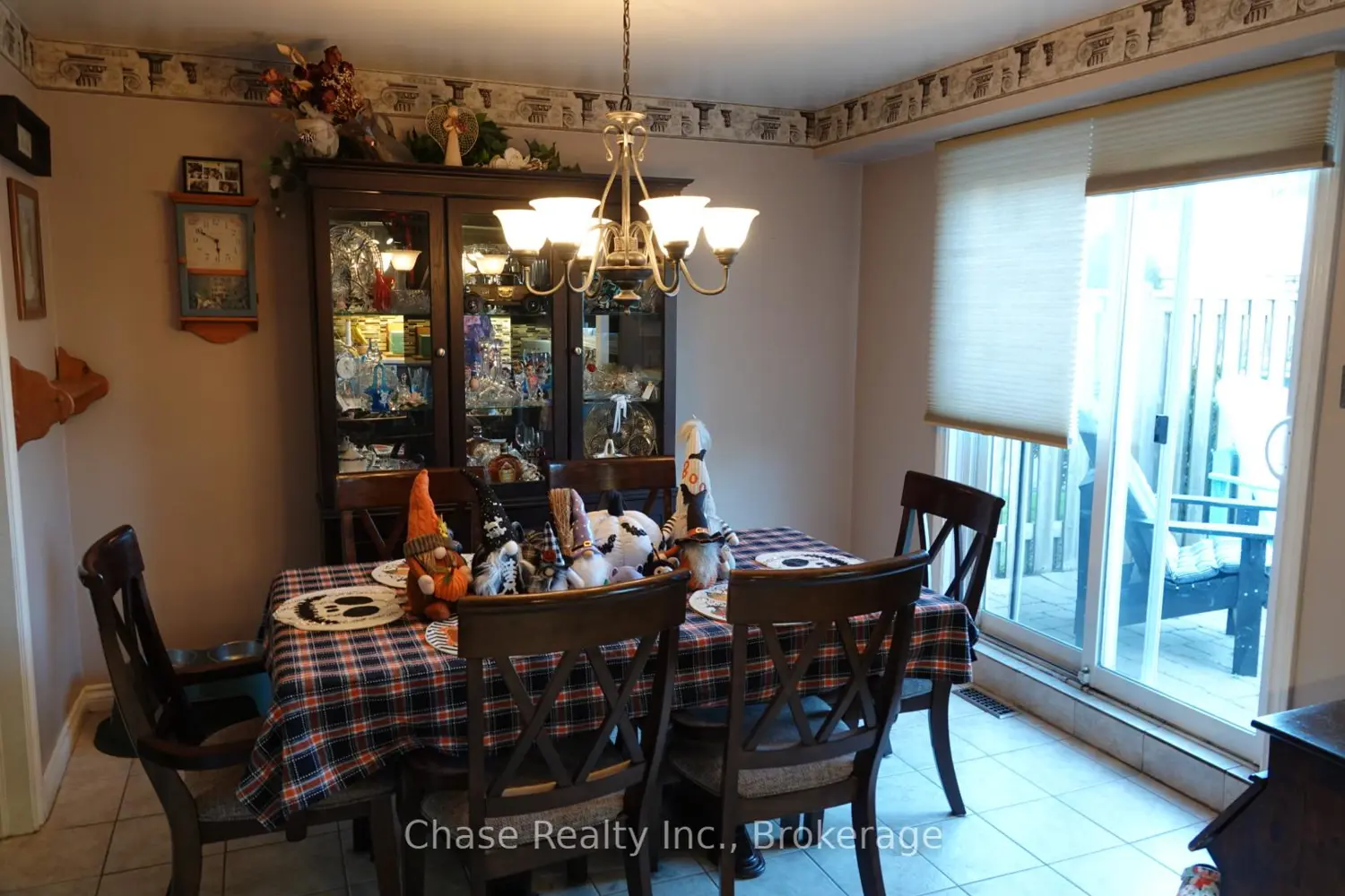 Additional image 6 of 5475 Lakeshore Road 9