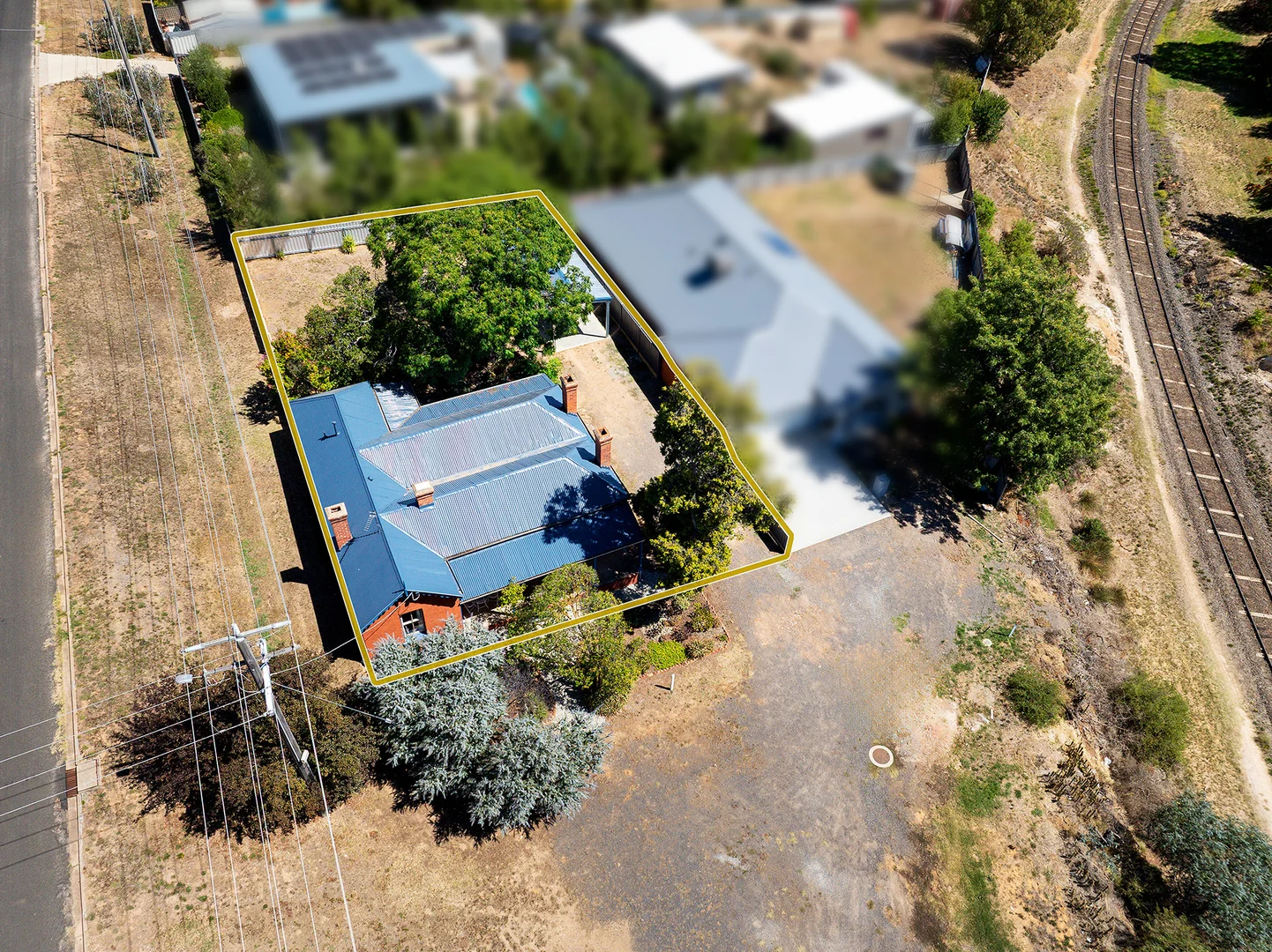 Additional image 3 of 2 Pleasant Street, Castlemaine VIC 3450