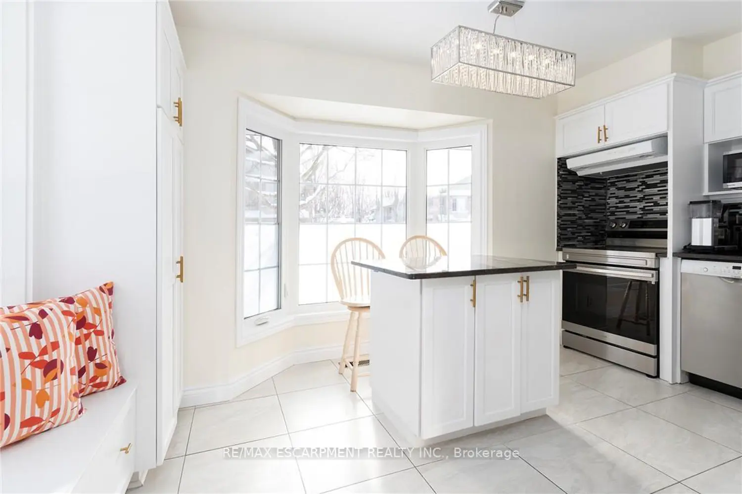 Additional image 11 of 3333 New Street 74