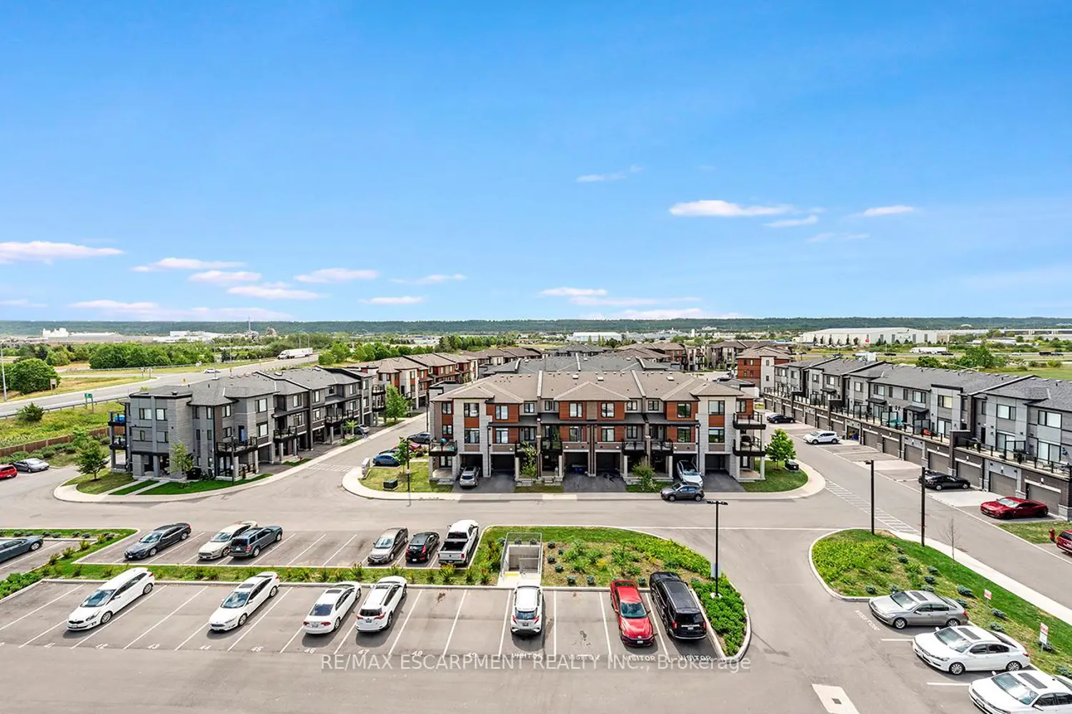 Additional image 14 of 600 North Service Road 606