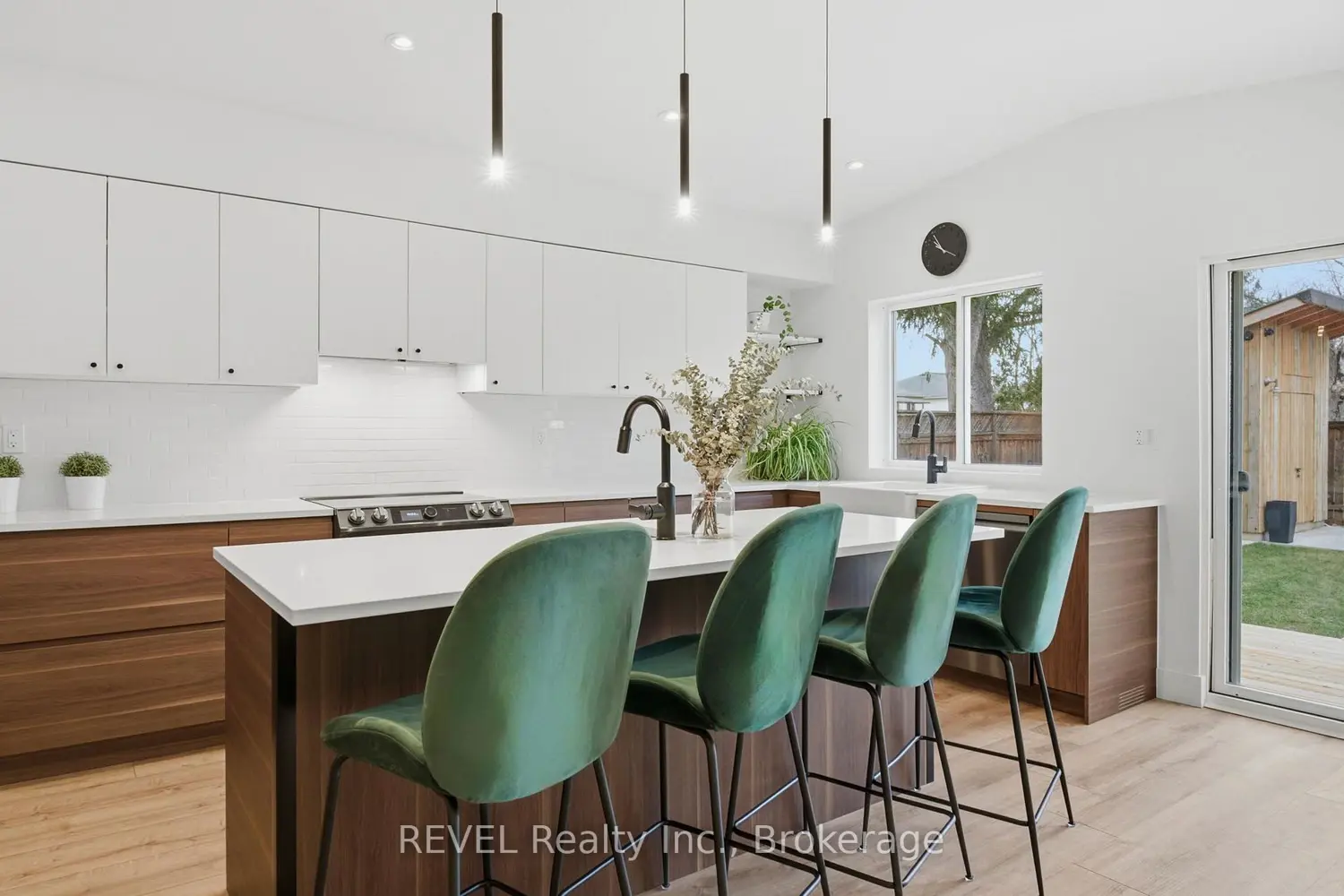 Additional image 7 of 18 Lincoln Avenue