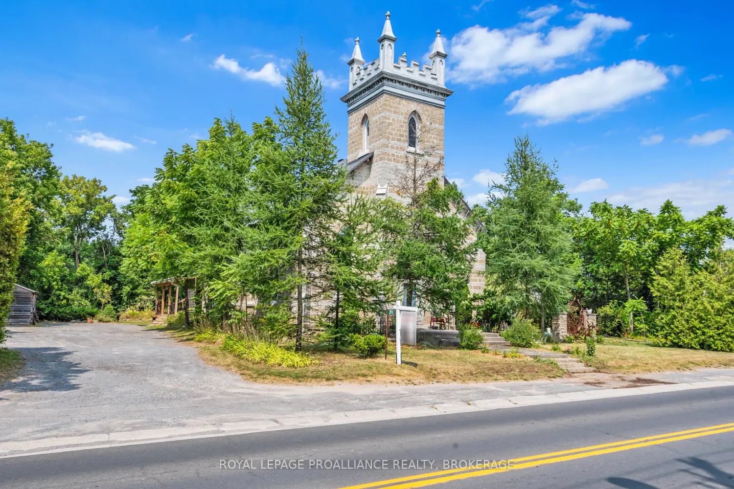 3958 Harrowsmith Road photo 2