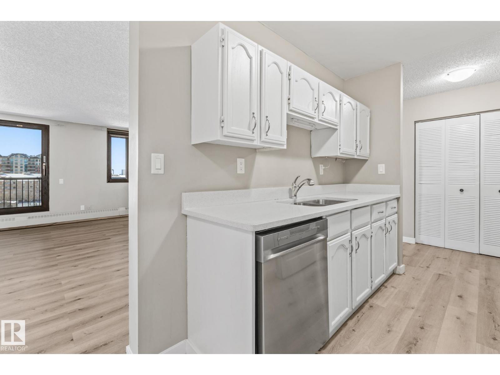 Additional image 6 of 502-10125 109 Street NW, Edmonton, AB, T5J3P1