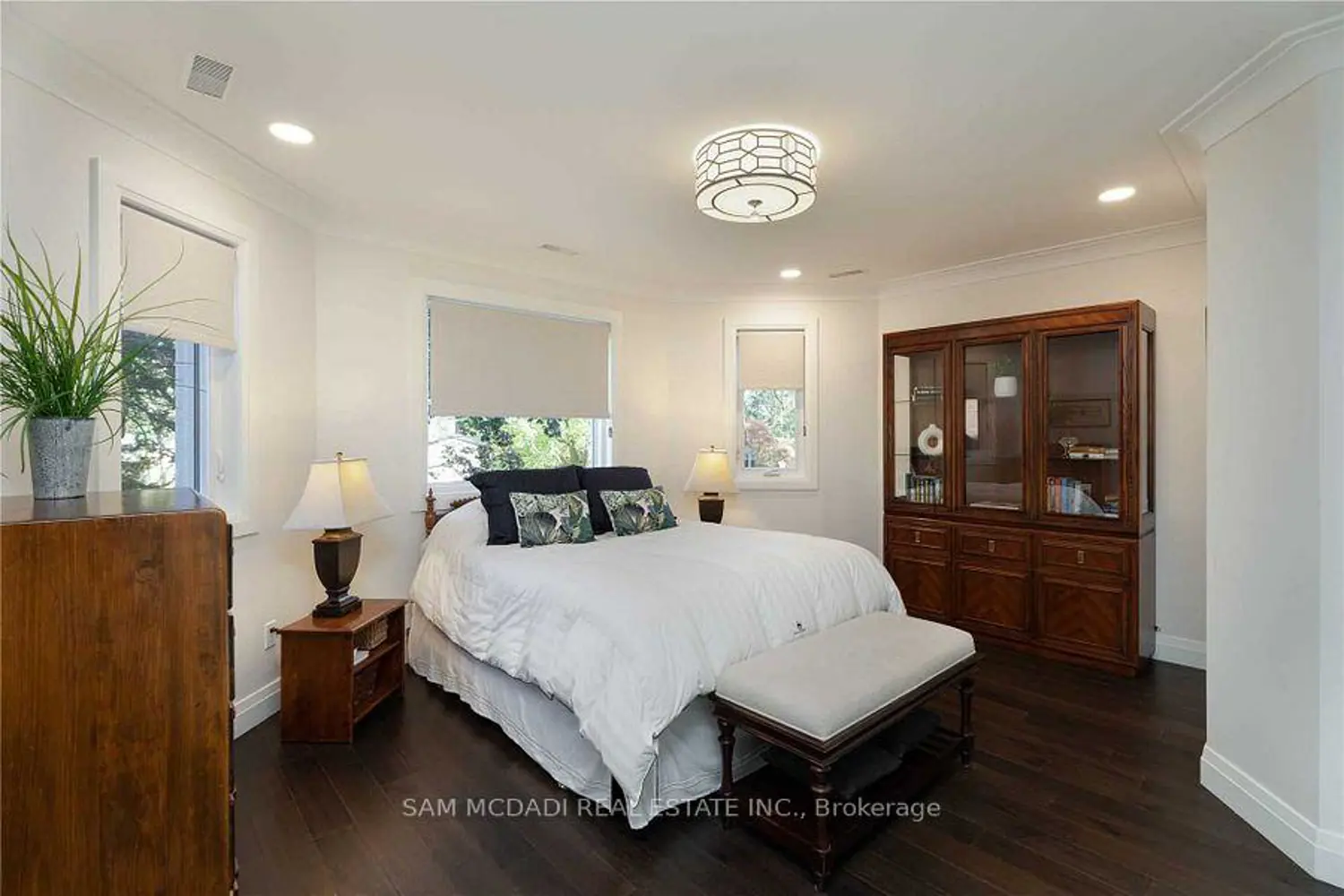 Additional image 12 of 2064 Almira Court