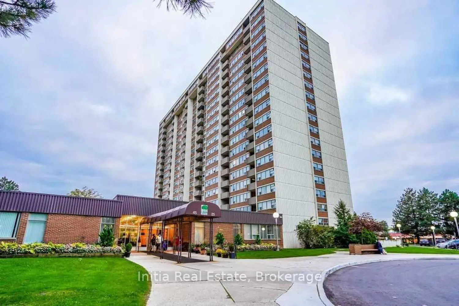 25 Silver Springs Boulevard 601