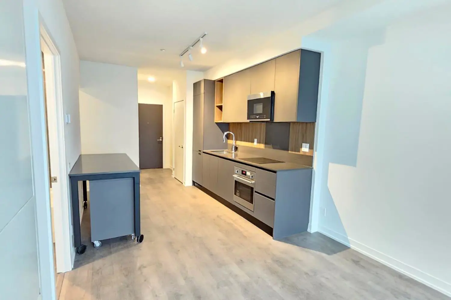 Additional image 2 of 39 Mary St Street 2210