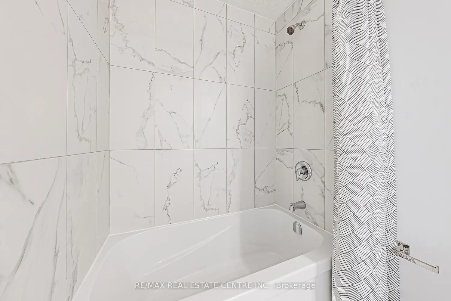 Additional image 18 of 546 Benninger Drive