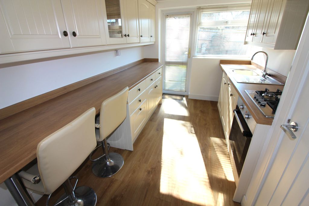 Additional image 8 of 2 bed detached bungalow for saleMarlborough Road, Chipping Norton OX7