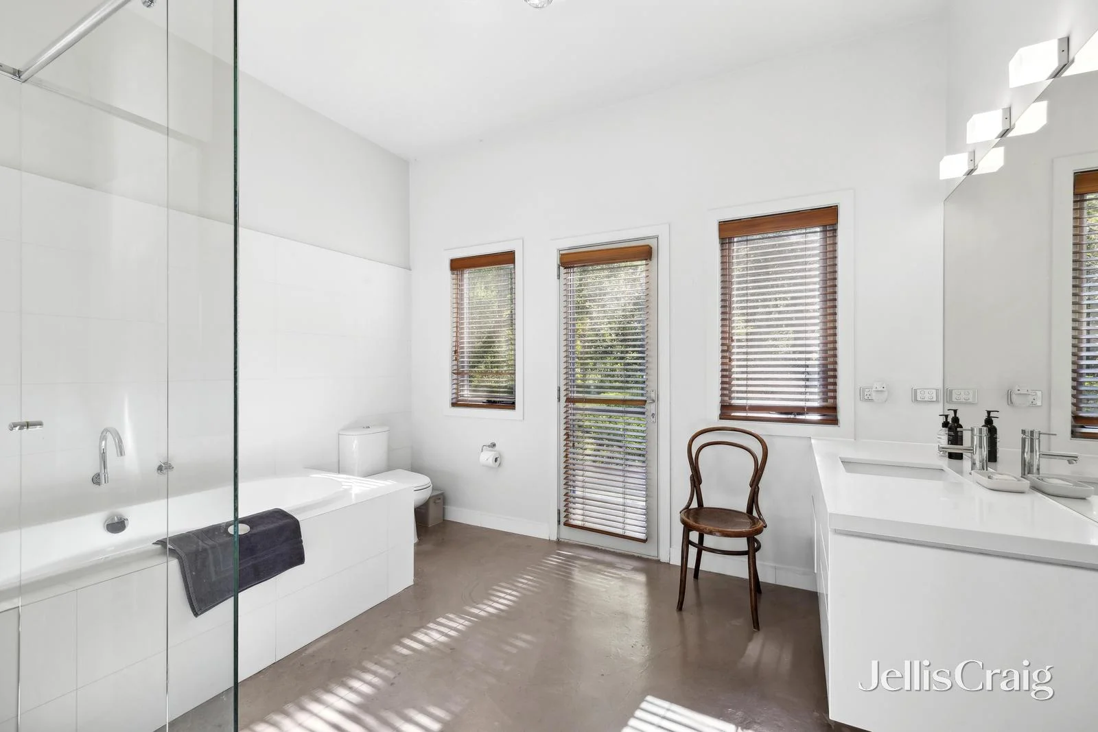 Additional image 11 of 260 Leitches Creek Road, Musk VIC 3461