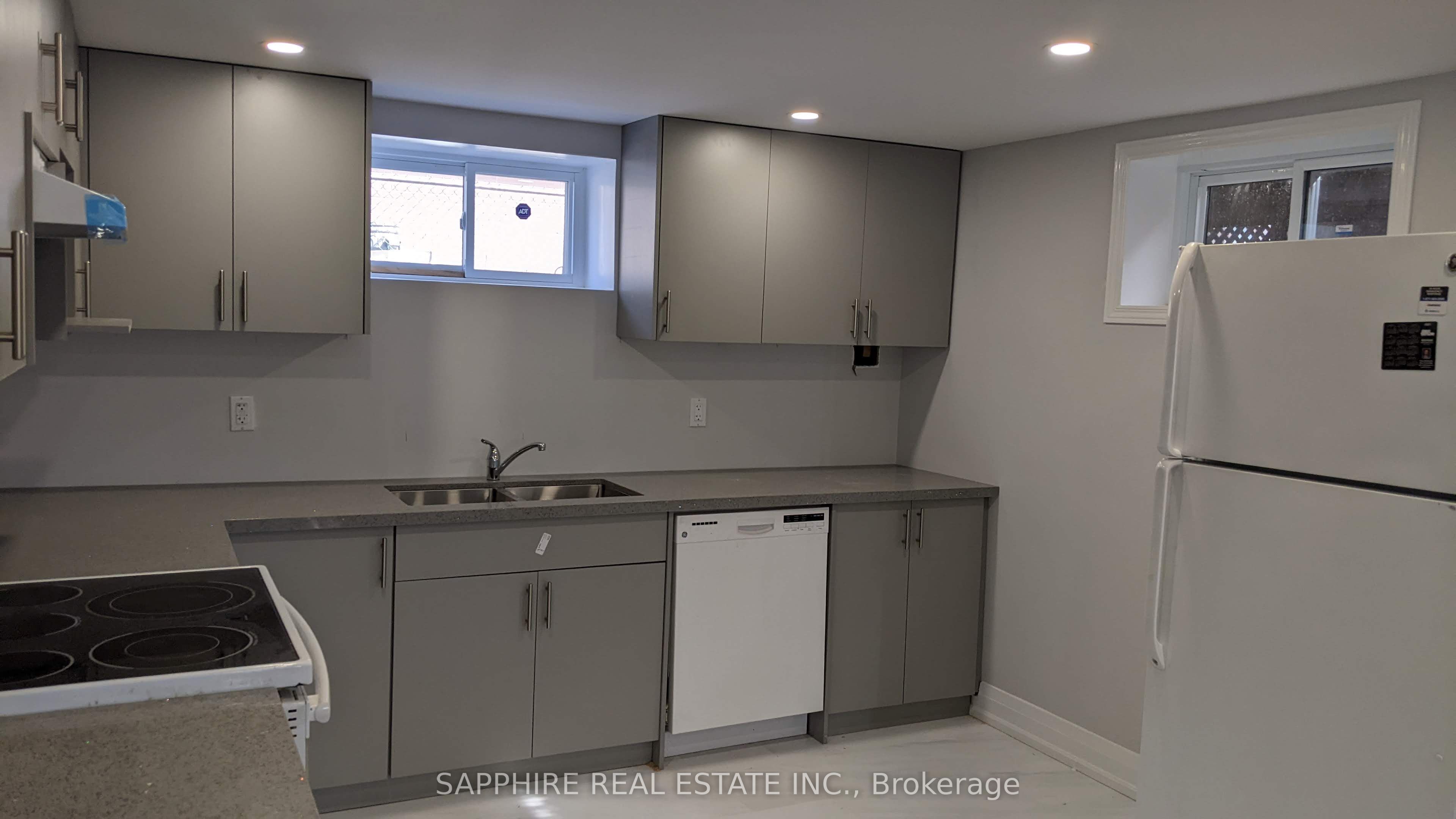 Additional image 2 of 607 Weynway (basement) Court, Oakville, ON, L6L 4G8