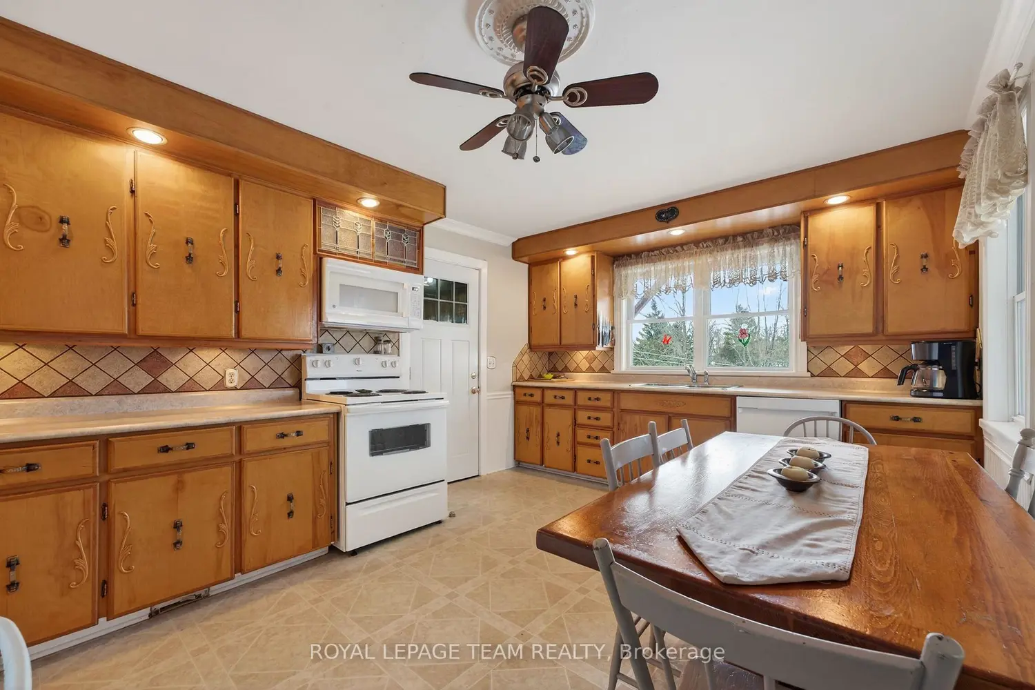 Additional image 11 of 2377 Ramsay Con 7B Avenue