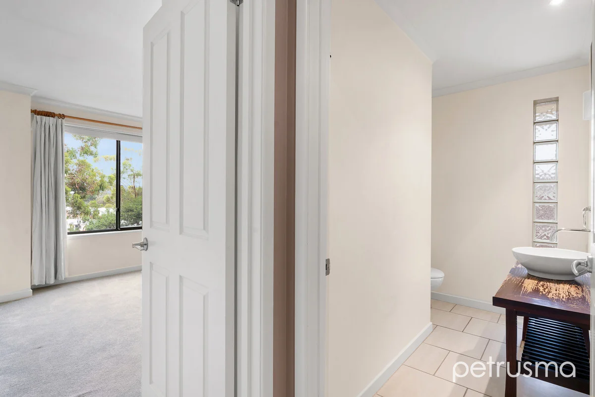 Additional image 10 of 3 Selby Place, Lindisfarne TAS 7015