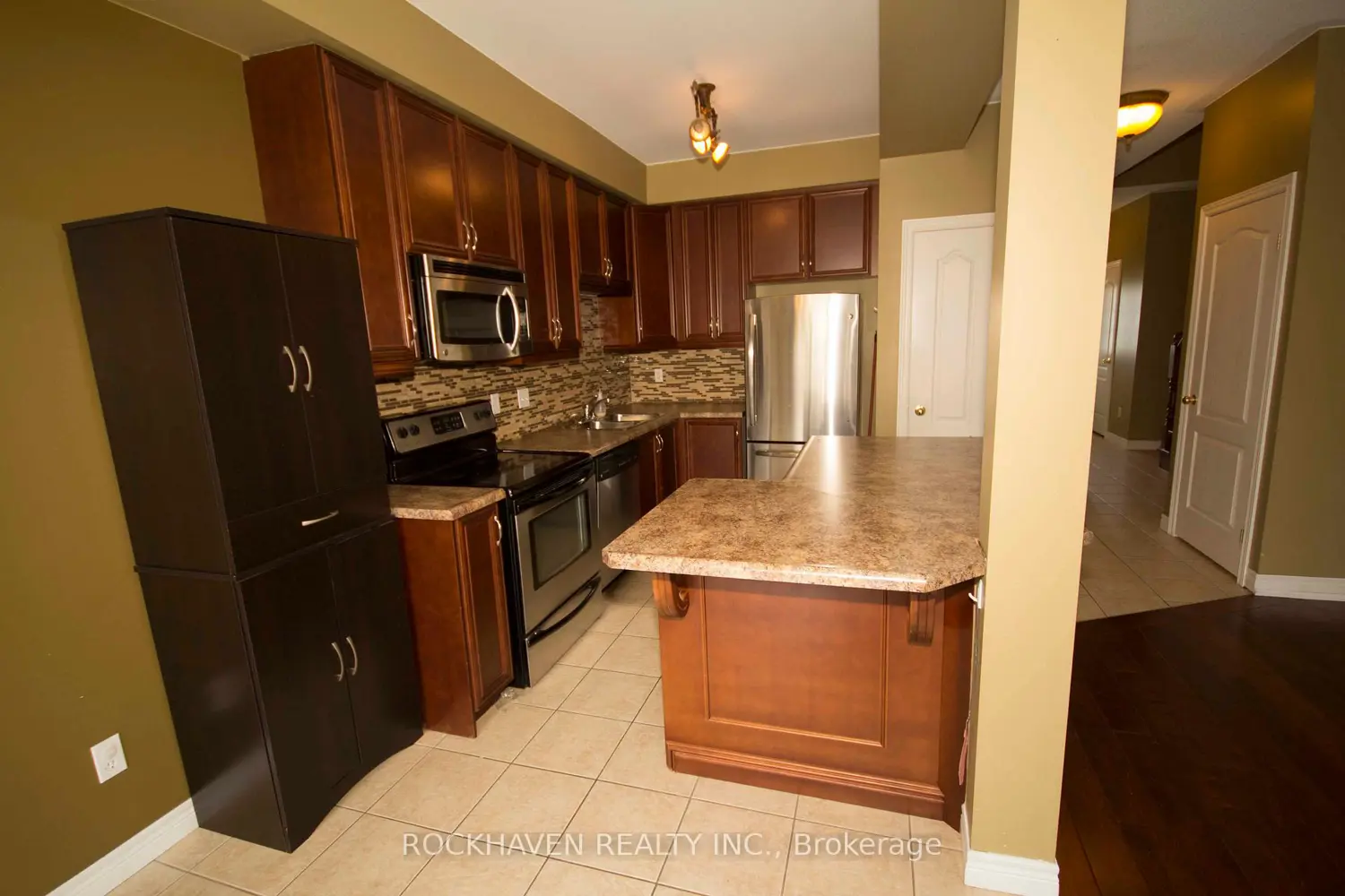 Additional image 5 of 108 Marina Point Crescent