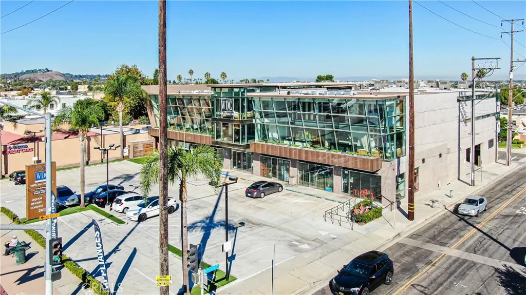 Additional image 19 of 2413 Pacific Coast Highway, Lomita, CA 90717