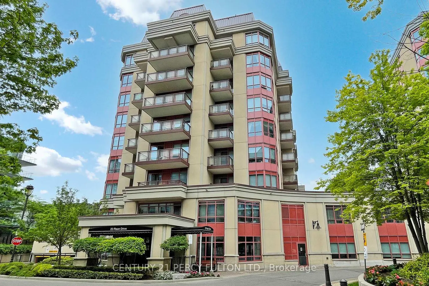 23 Rean Drive 405