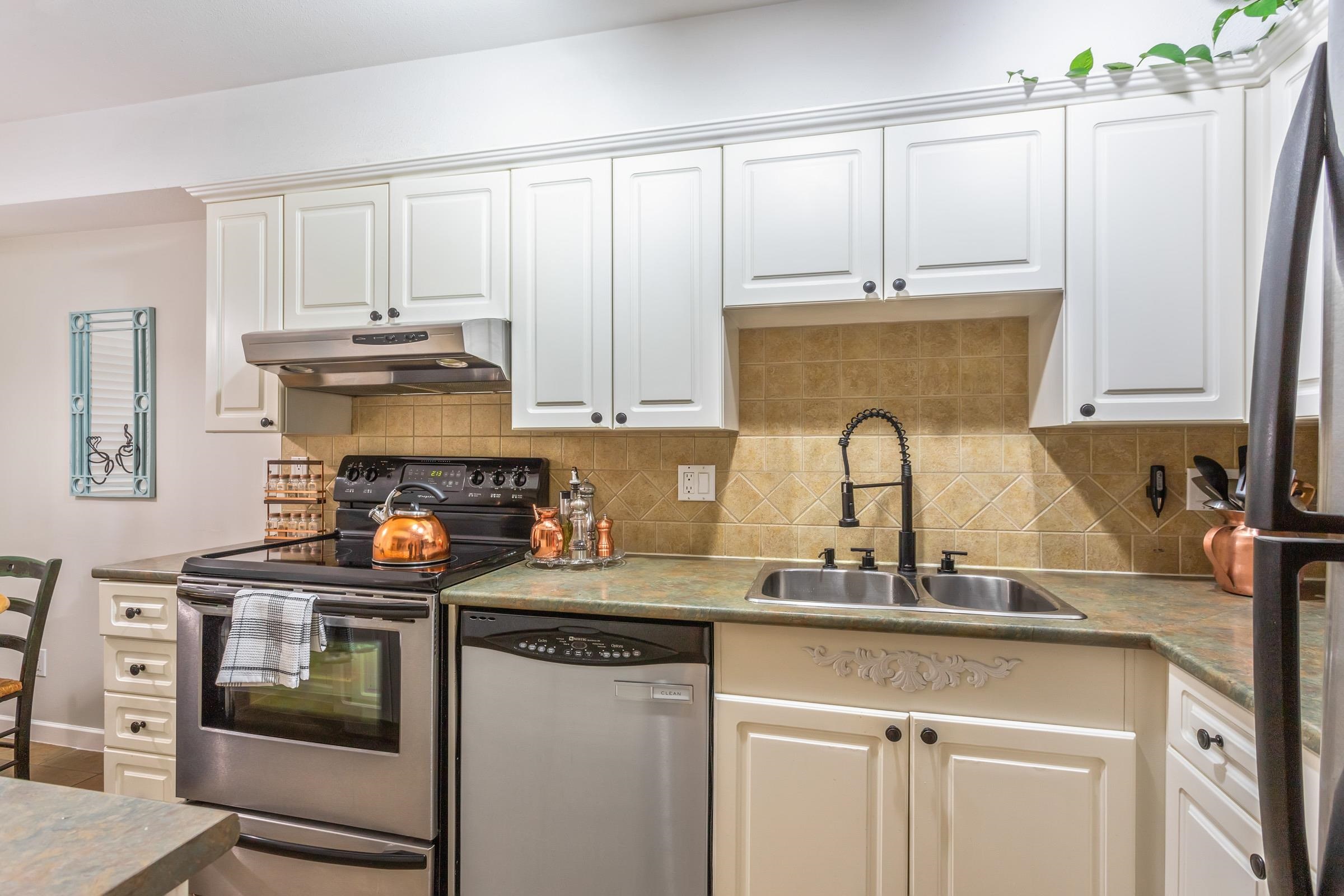 Additional image 6 of 205-1518 Bowser Avenue, North Vancouver, BC, V7P 2Y3
