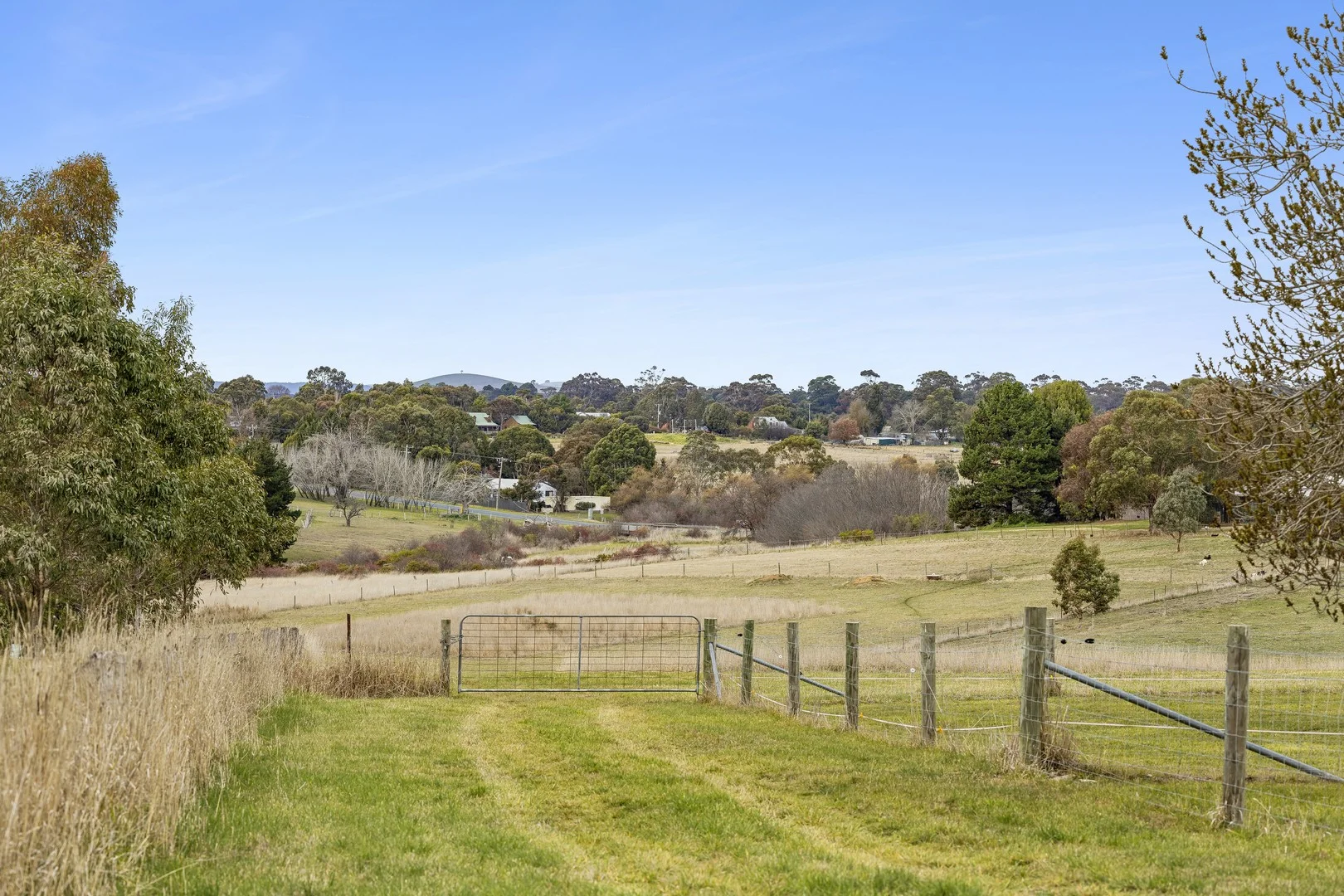 Additional image 2 of 38 Bute Close, Clunes VIC 3370