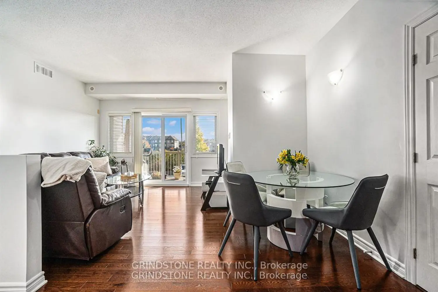 Additional image 8 of 137 Harthill Way L